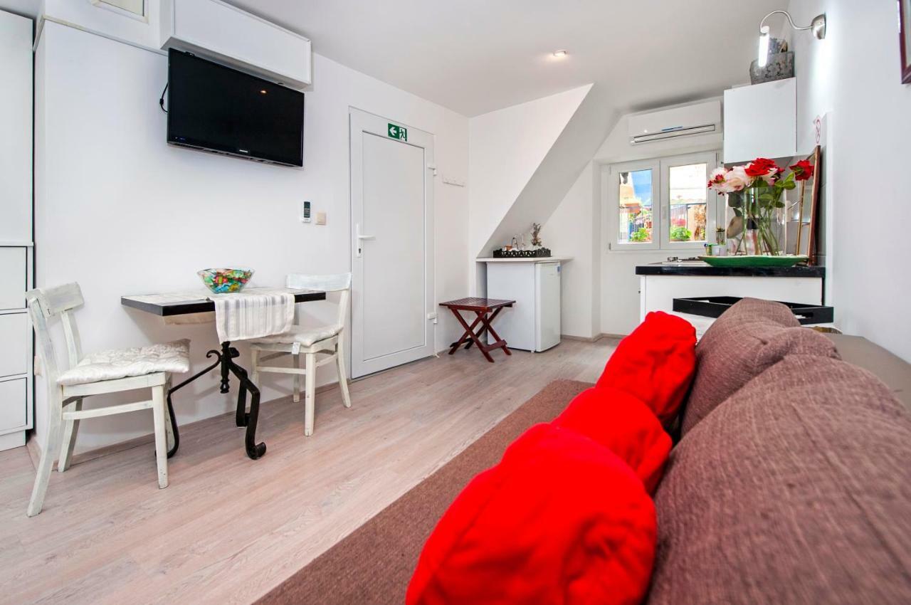 Apartman Delfin Ровинь Экстерьер фото