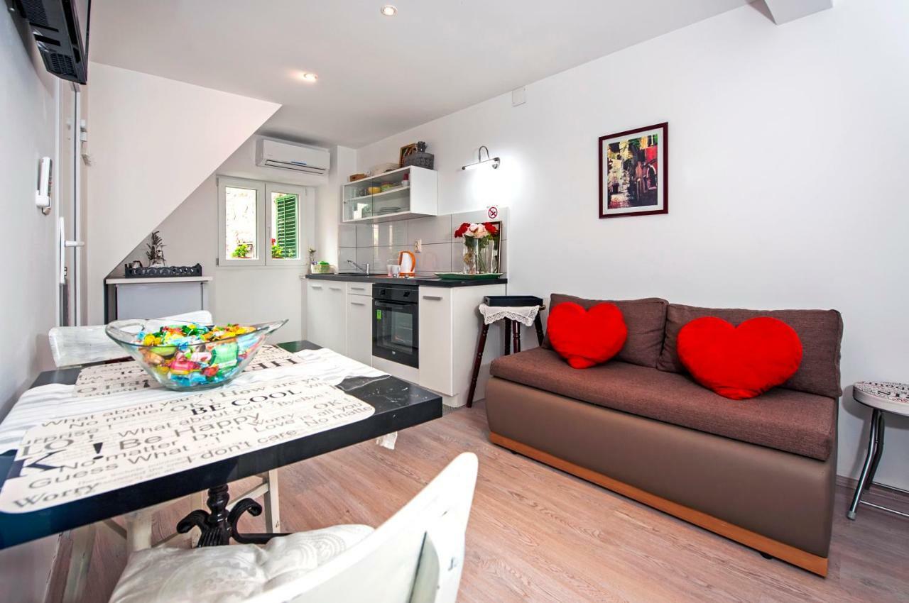 Apartman Delfin Ровинь Экстерьер фото