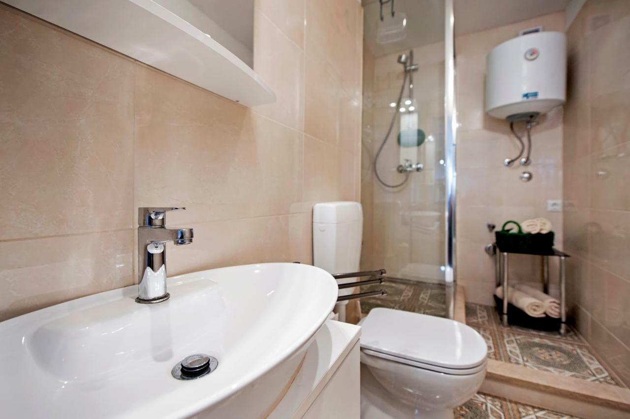Apartman Delfin Ровинь Экстерьер фото